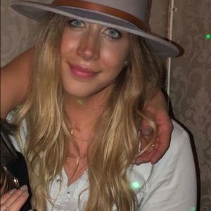 Meet your Posher, Kellie